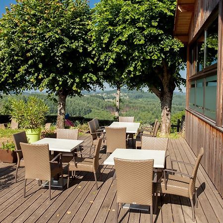 Hotel Logis Le Saint Cyr Montmelard Exteriér fotografie